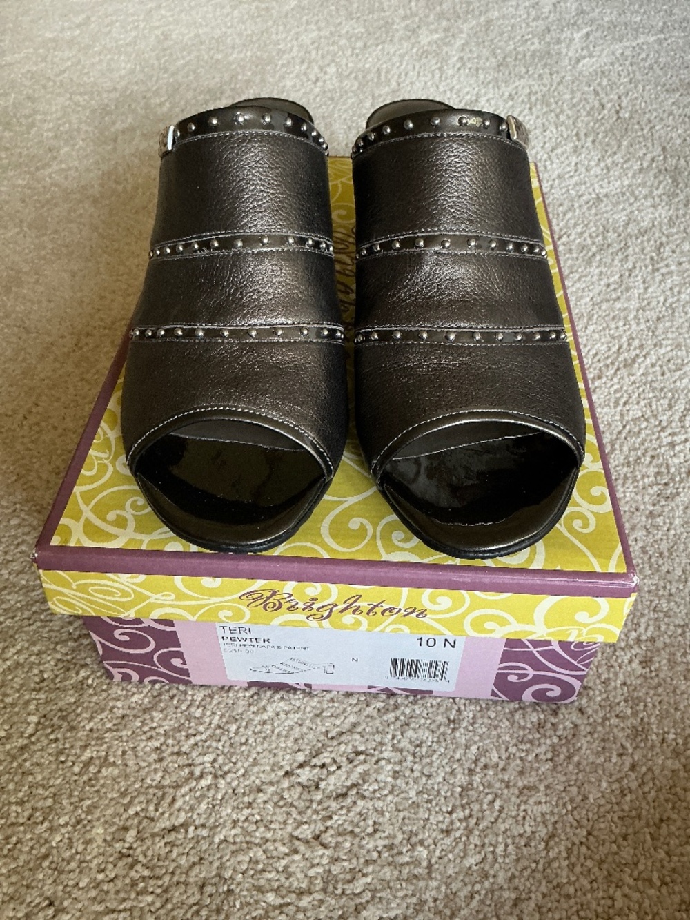 Never worn Brighton sandals